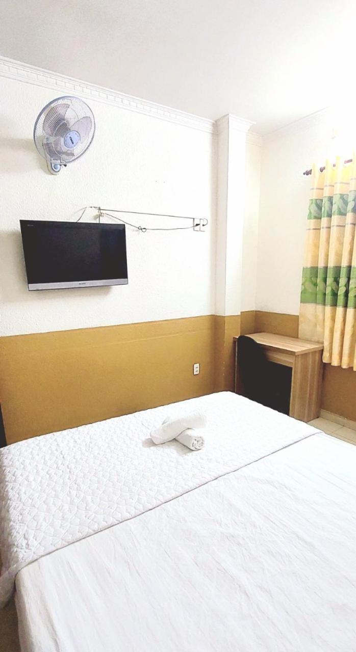 Khach San Huong Quynh Hotel Bandar Ho Chi Minh Luaran gambar